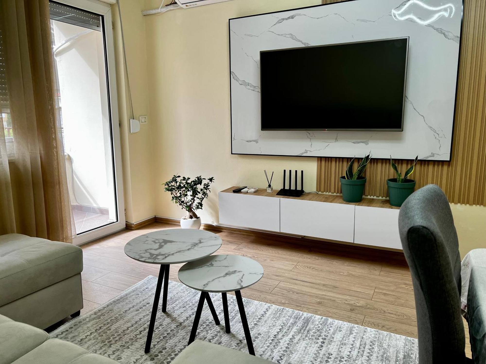 Apartament Gloria Tirana
